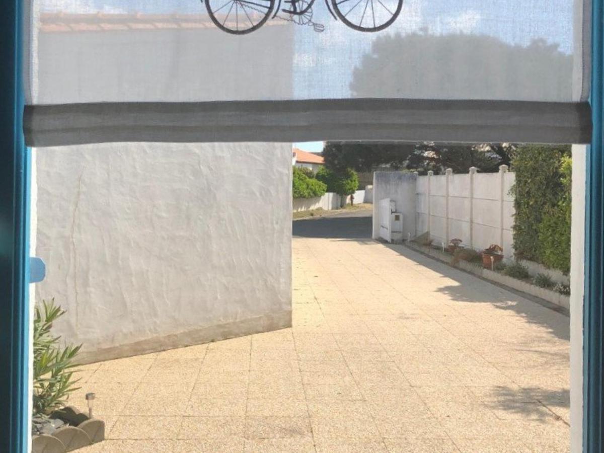 נוארמוטייה-אן-ליל Studio Mezzanine A 200M Du Port Et De La Plage, Cour Privative, Parfait Pour 3 Personnes - Fr-1-224B-564 מראה חיצוני תמונה