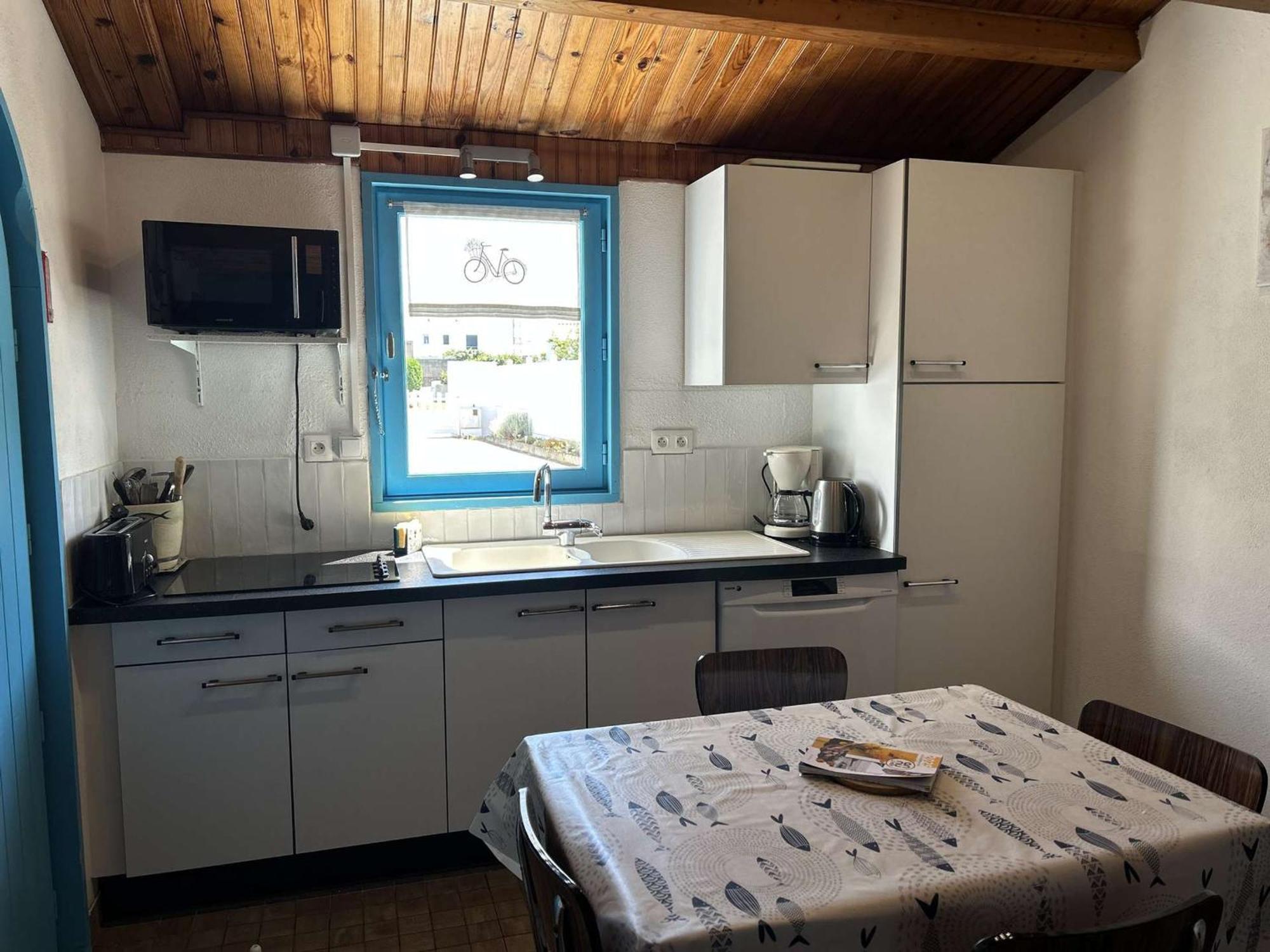 נוארמוטייה-אן-ליל Studio Mezzanine A 200M Du Port Et De La Plage, Cour Privative, Parfait Pour 3 Personnes - Fr-1-224B-564 מראה חיצוני תמונה