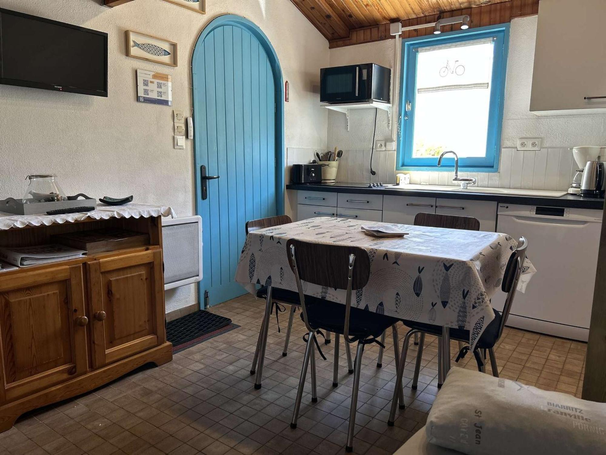 נוארמוטייה-אן-ליל Studio Mezzanine A 200M Du Port Et De La Plage, Cour Privative, Parfait Pour 3 Personnes - Fr-1-224B-564 מראה חיצוני תמונה